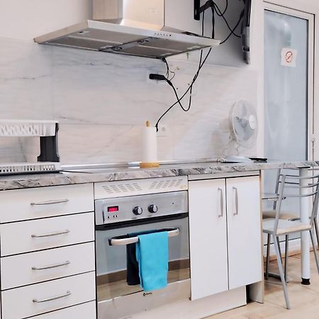 Centrico Apartamento Con Patio Madrid Eksteriør bilde